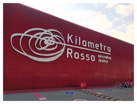 La facciata di ingresso di Kilometro Rosso