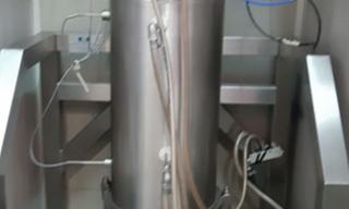Reattore con torcia a plasma termico